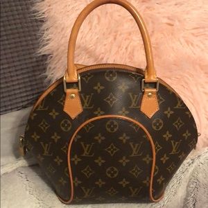 Louis VUITTON Ellipse Monogram PM Octagon Bowler